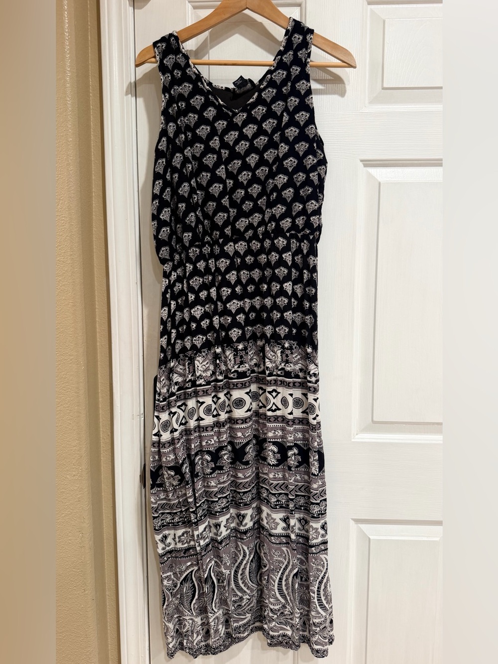 Angie Black and White Printed Maxi Dress